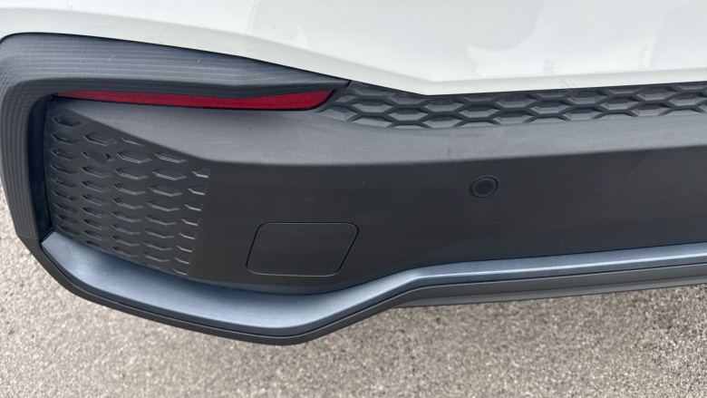 Toyota C-HR 1.8 Hybrid Design 5dr CVT Hybrid Hatchback